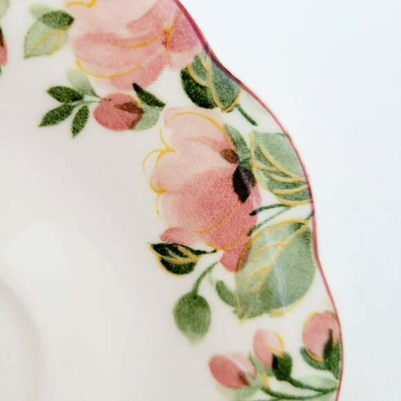 Vintage Nikko Precious Teacups & Saucers, 2 Sets, Red Poppy Flower Green Trim - Picture 6 of 16